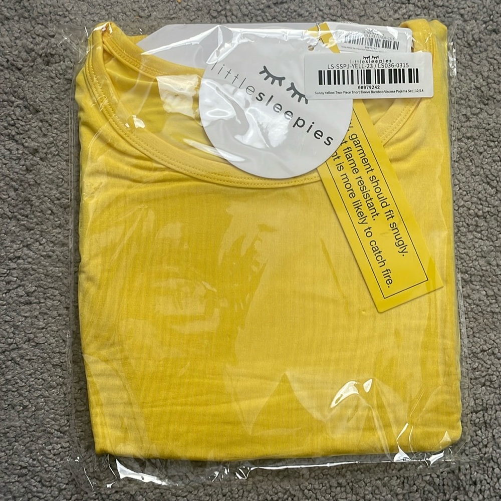 Little Sleepies Limited Sunny Yellow Shortsleeve 2 Piece PJ Set Size 12/14